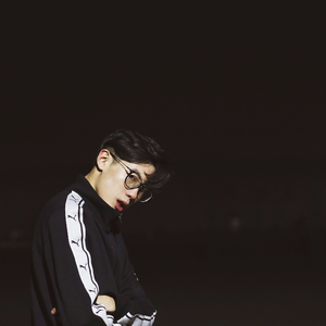 国产日韩亚洲AV
